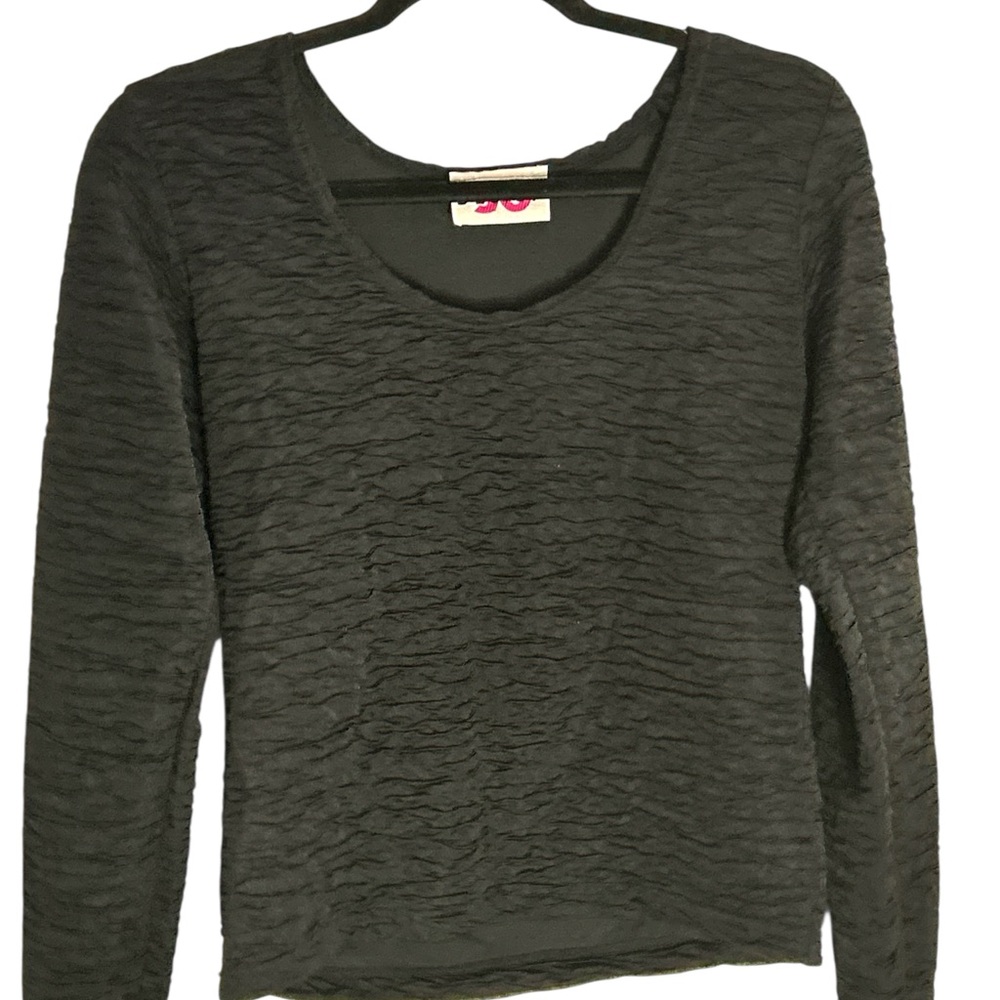 Elegant Black Crinkle Textured Long Sleeve Top